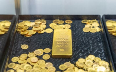 Beyond Gold: Hidden Valuables Around Your Illinois Home You Can Turn Into Cash at Sterling & Knight Jewelry and Loan